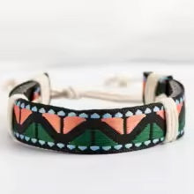 Bracelet d'amitié brodé en corde tressée de style bohème en macramé tissé à la main pour femme